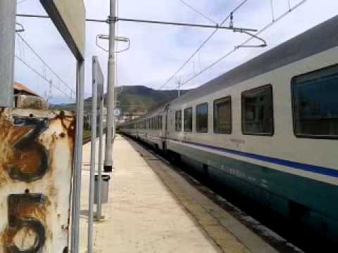 IC 723 Roma T.ni-Palermo C.le ripr. Cannitello 10 aprile 2013 14:04