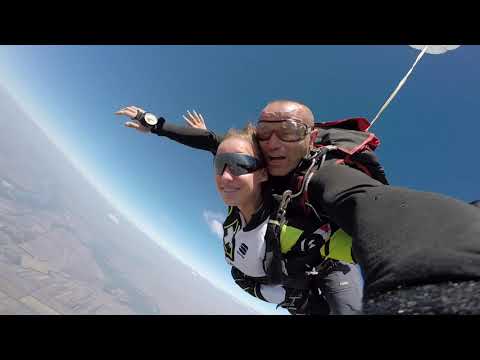 Tandem skok iz aviona padobranom|Oseti Adrenalin|Tandem Skok Beograd +381600292012