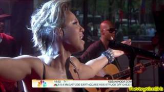 Toni Braxton - Unbreak My Heart - May 2010 (live)