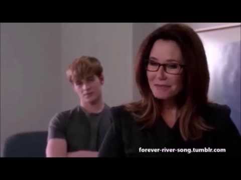 Shandy 4x14 scene - "She's his girlfriend."