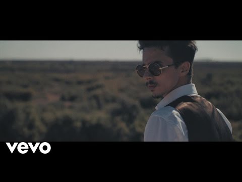 Video thumbnail for Je suis moi