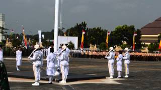 preview picture of video 'Pengibaran Sang Merah Putih oleh Paskibraka Provinsi Banten 2013'