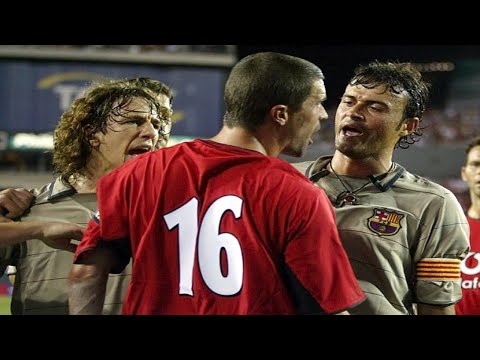 Roy Keane vs Carles Puyol and Luis Enrique (Barcelona vs Manchester United, Friendly)