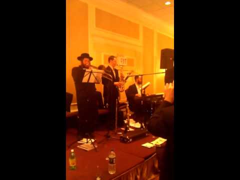New song by tuli weil for his brothers wedding