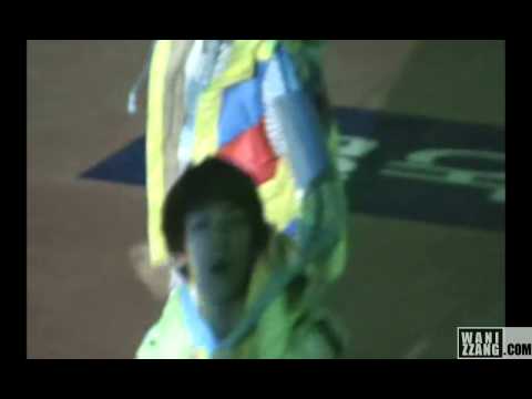 [FANCAM]101209 ZE:A-MAZELTOV(Si wan Ver.)