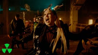 Musik-Video-Miniaturansicht zu Where Angels Fear to Fly Songtext von Battle Beast