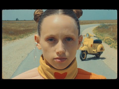 Şatellites - Seni Sen Oldug​̆​un I​̇​c​̧​in Sevdim [Official Video] - Batov Records