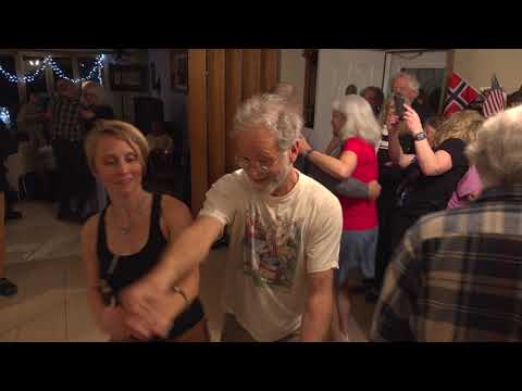 Minot hjemmefest del 2 (Minot homeparty part 2)