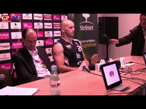 Marius Linartas i Robert Tomaszek na konferencji po meczu Stelmet - Energa Czarni