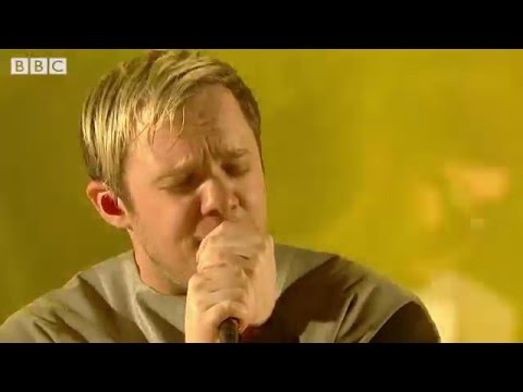 Everything Everything - Spring / Sun / Winter / Dread (6 Music Festival 2016)