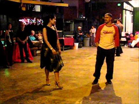 Tango Lesson: Open Ocho to the Left & Right with Milonguero Dip