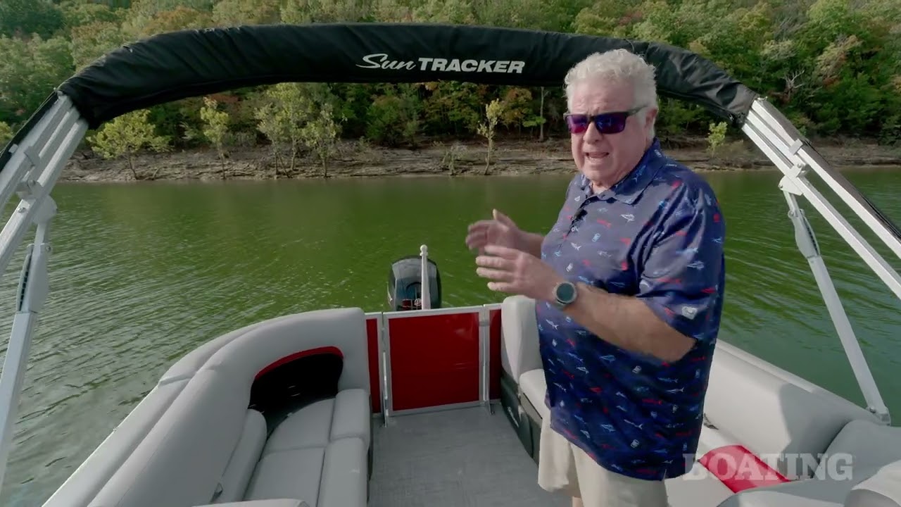 2026 Sun Tracker Party Barge 22 DLX