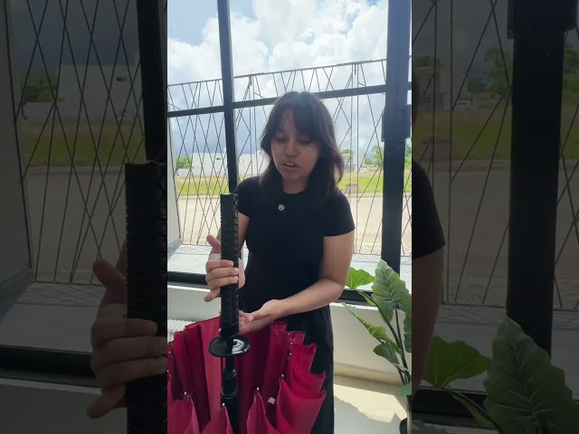 Vídeo relacionado con katana samurái paraguas resistente al viento para cosplay y regalos fuertes y portátiles