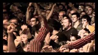 Sex Pistols - (I&#39;m Not Your) Stepping Stone [Live From Brixton Academy 2007] 10