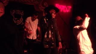 Young Fathers - Low [Live at Bardot]