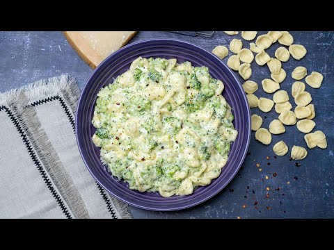 Creamy Cheesy Broccoli Pasta