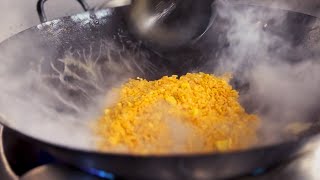 - めし4割・牛肉5割・豆苗1割なチャーハン 40% rice/50% beef/10% soybean sprouts of fried rice