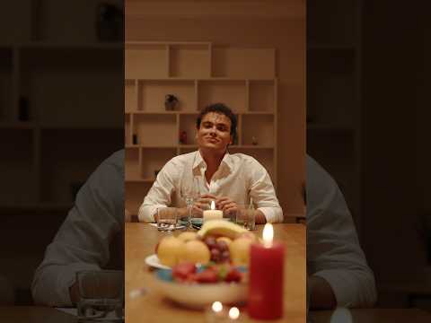 Tipica scena nei film dove marito e moglie scoprono di essere spie - Kiro Ebra #comedy #shorts