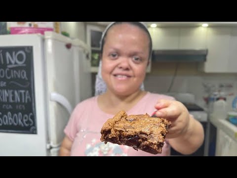 BROWNIE DE 2 INGREDIENTES!!// sin harina y quedan húmedos ¡riquísimos!