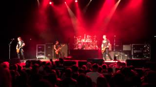 Fortress - Alter Bridge Live