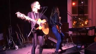 Nalani & Sarina - Wake Up