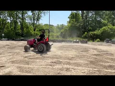 MAHINDRA 2216 TRACTOR For Sale