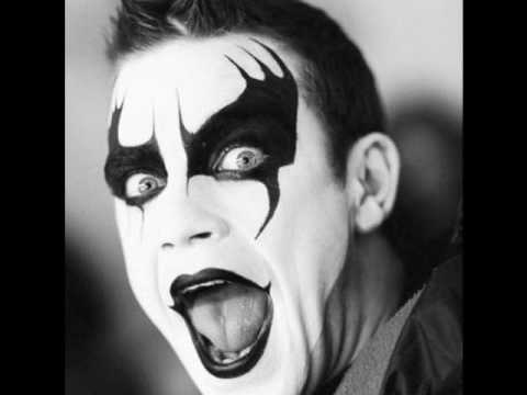 Robbie Williams - Let Me Entertain You (Guggenmusik Cover) video thumbnail