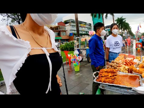 Cambodia Walking Tour at Riverside | Evening Street Food Tour in Phnom Penh City 2021