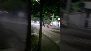 Download lagu Wild racing accidents on the highway are fatal, crashing into motorbikes. mp3