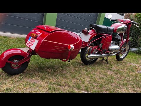 Jawa 354 mit PAV 40 Einspuranhänger