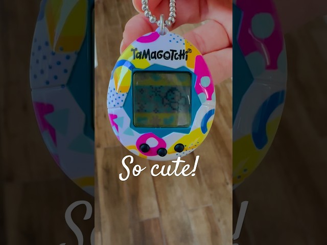 Vídeo relacionado con BANDAI - Tamagotchi - Mascota Virtual Memphis Style