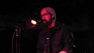 BEAUTIFUL DISTRACTION