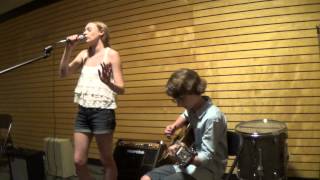 Lisa Marie Presley Turbulence acoustic version covered by Nicole and Scotty