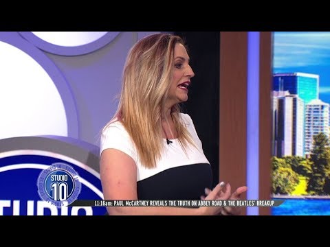 Lisa Williams' Emotional Reading Of Audience Member | Studio 10