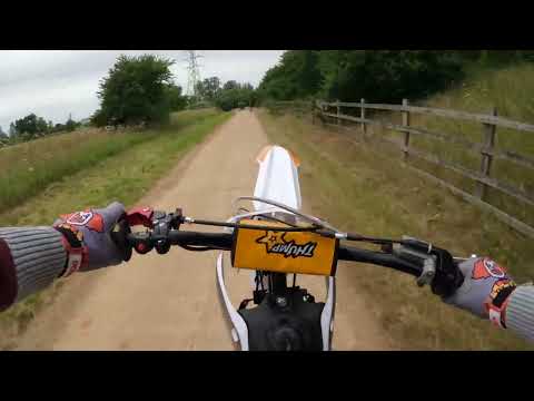 THUMPSTAR 140 pitbike @stompdistributionltd