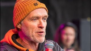 Stef Bos - Terug Naar De Basis - Vrouwen voor vrijheid