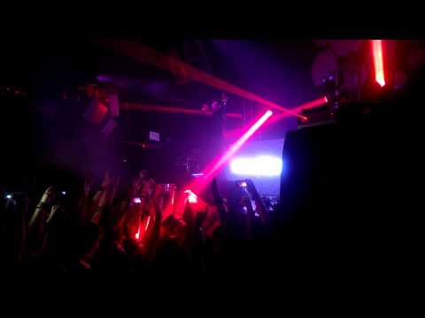 Gunz4Hire Live @ Bootshaus 10 01 15 Komplette Show