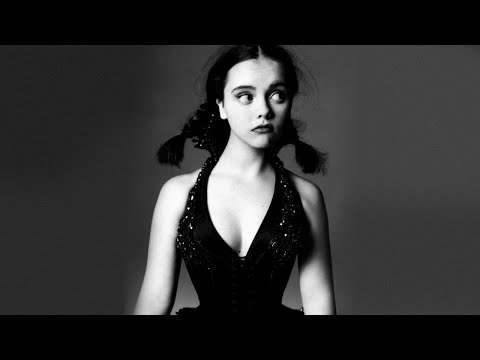 CHRISTINA RICCI FINALLY DID IT…