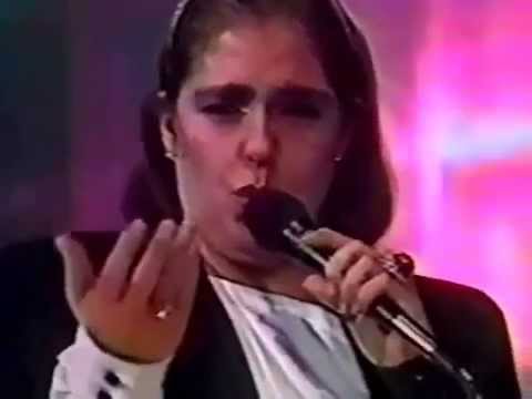 Lupita D'Alessio QUIEN TE CREES TU Vivo 1989