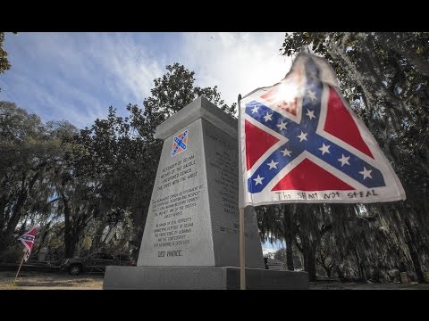 Why Selma's Country Club is Still Whites Only