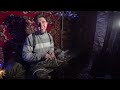 УШЕЛ ОДИН НА НОЧЬ В ИЗБУ. ЖИЗНЬ В ЛЕСНОЙ ХИЖИНЕ. ЗАПЕКАЮ МЯСО С ОВОЩАМИ В ПЕЧИ. RUSSIAN BUSHCRAFT.