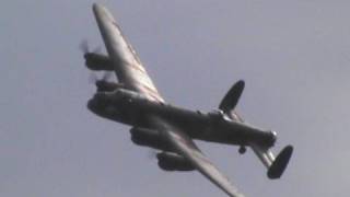 preview picture of video 'Lancaster PA474 over Bletchley Park 5th Sept 2010'