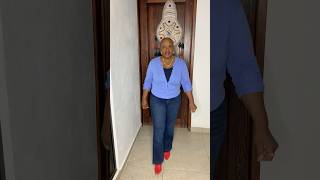 The cardigan sweater = the unsung hero of fall 🍂