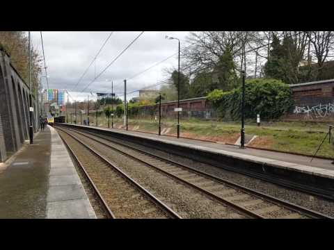 37716 + 37069 destroy Birmingham Five Ways 1st April 2017