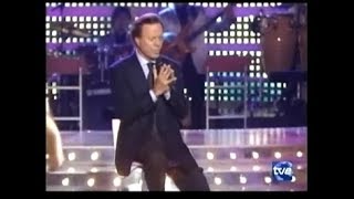 Julio Iglesias - Everybody&#39;s Talking (Madrid)