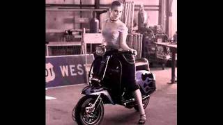 Jon Thomas - Heartbreak ( It&#39;s Hurting Me ).wmv