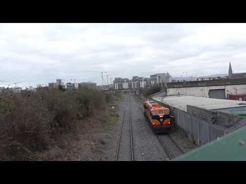Irish Rail 071 Class Loco 071 Light Engine passing Ossory Road 2/1/19