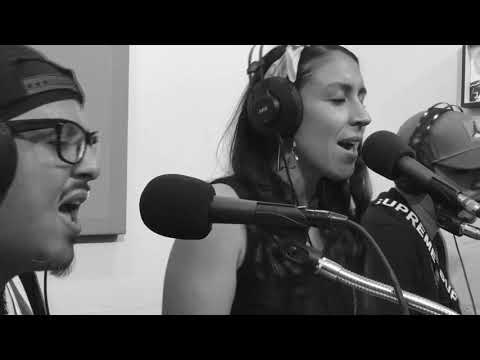 Eskina Familia Skuad en La Celda De Bob - Aplicándole