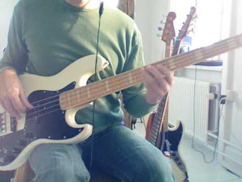 L174  - E minor pentatonic fill in two octaves