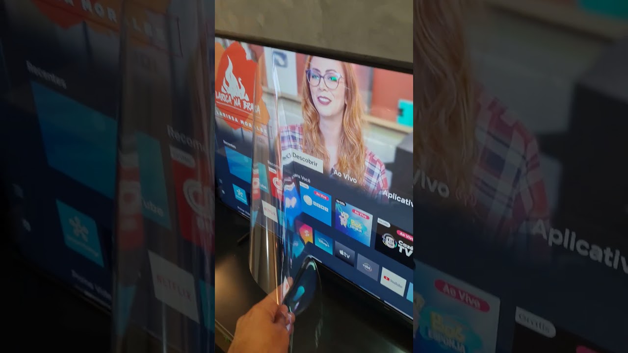 Miniatura da avaliação em vídeo de Samsung Smart Monitor TV 43 polegadas Full HD Tizen